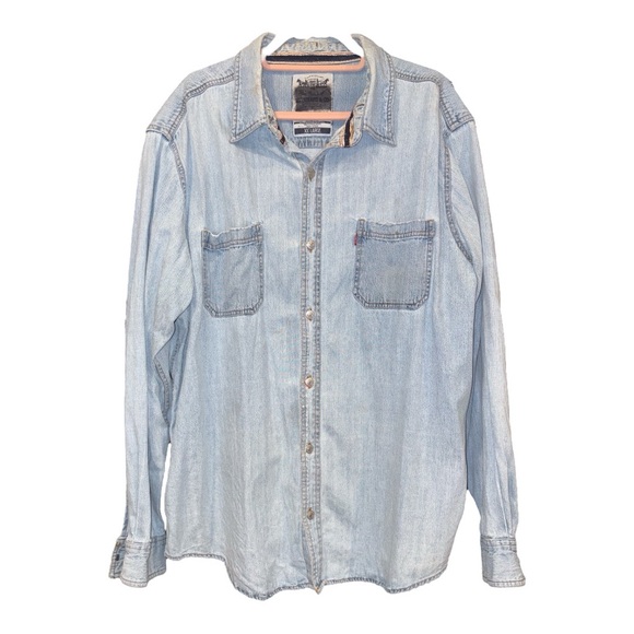 Levi’s Vintage Distressed Denim Button Up Shirt 2 chest pockets Size XXL  S 4 - Picture 1 of 13